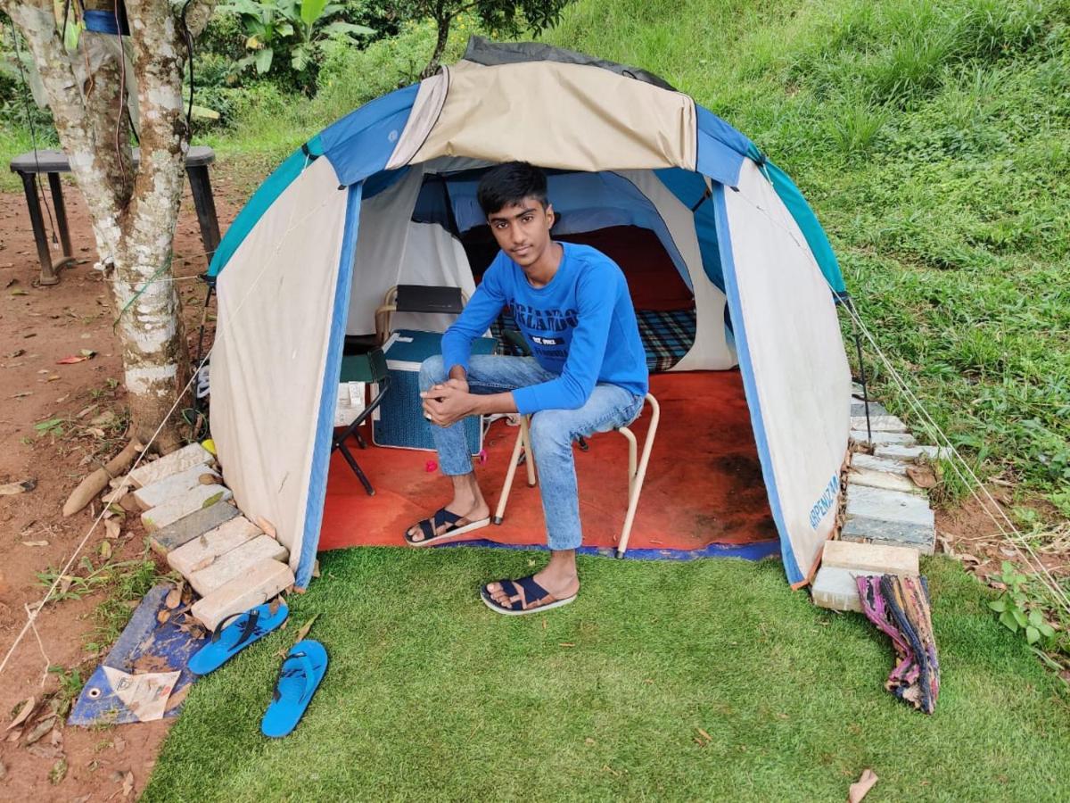 Munnar Tent Hills Resort Devikolam Екстериор снимка